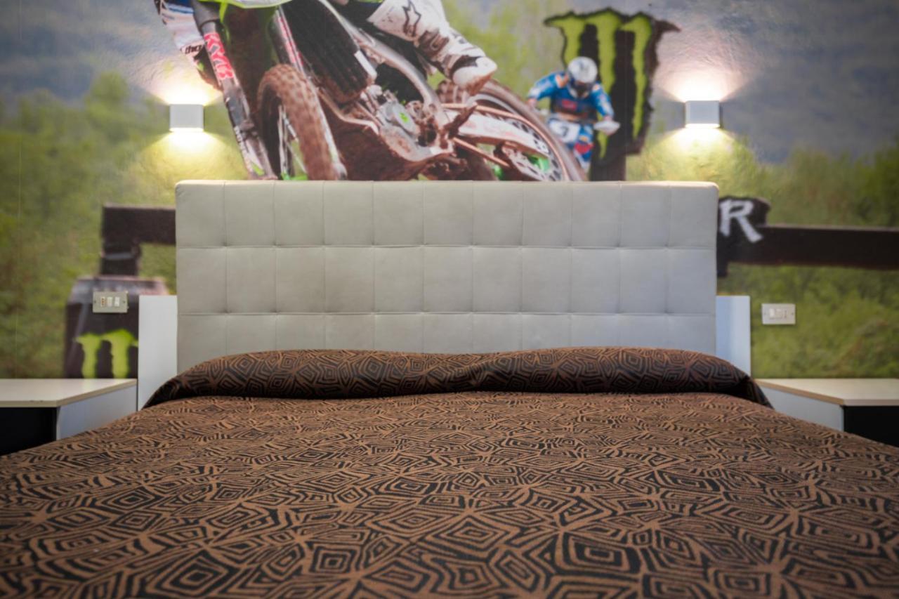 Hotel Ciclamino Pietramurata Zewnętrze zdjęcie